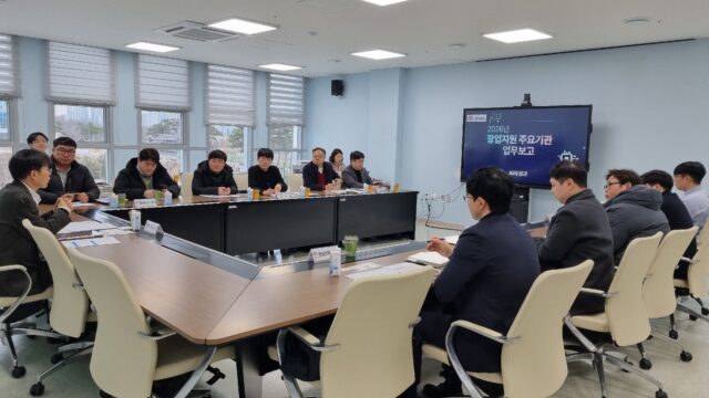 충남도는 9일 내포지식산업센터 내 카이스트(KAIST) 모빌리티연구소에서 도내 창업 생태계 활성화를 위한 ‘2026년 주요 기관 창업지원 업무보고회’를 개최했다.(사진=충청남도)