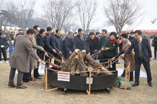 군밤 축제장 스케치 사진(사진=공주시)