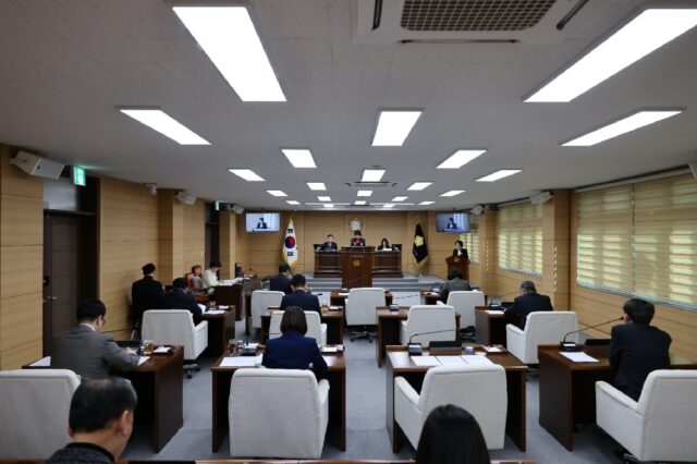 부여군의회, 제299회 임시회 장면(사진=부여군의회)