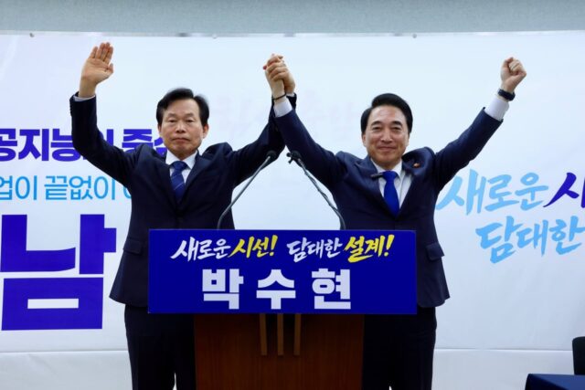 나소열·박수현 두 후보는 9일 오전 충남도청 프레스센터에서 공동 기자회견을 열고 정책연대를 발표했다.