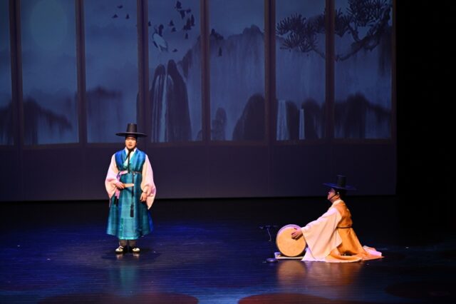 충남국악단 토요상설공연 장면(사진=부여군)
