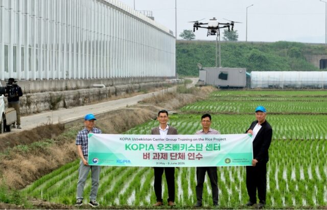 우즈베키스탄 코피아센터·벼연구소의 부여군 방문(사진=부여군)