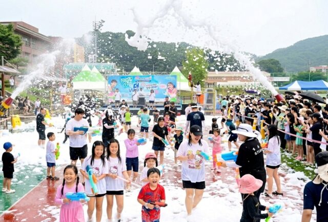 부여서동연꽃축제 체험장면